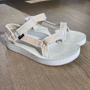 Teva Midform Universal Canvas Sandal